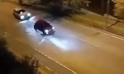 Bursa'da polisten kaçan araç mahalleyi ayağa kaldırdı