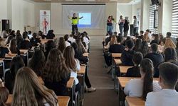 Çanakkale’de jandarma ekiplerinden lise öğrencilerine yönelik çeşitli eğitimler