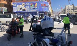Erzincan’da motosikletlilere sıkı denetim
