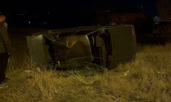 Erzincan’da takla atan otomobilin sürücüsü yaralandı