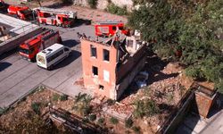 Fatih’te metruk bina çöktü: Enkazda arama çalışması yapılıyor
