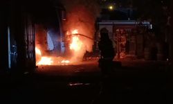 Gece bekçileri fark etti: Kundaklama ve şüpheli düzenek paniği yaşandı