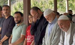 Hatay’da ölü bulunan iki arkadaş gözyaşları içinde toprağa verildi