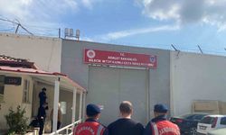 Hırsızlık suçundan aranan şahıs yakalandı
