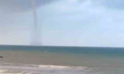 İskenderun Körfezi’nde oluşan hortum cep telefonu kamerasına yansıdı