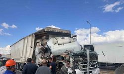 Kayseri’de 3 araçlı zincirleme kaza: 3 yaralı