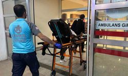 Kazara kendini bıçaklayan kadın yaralandı