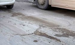 Kırmızı ışıkta yolu betonla kaplayan miksere ceza