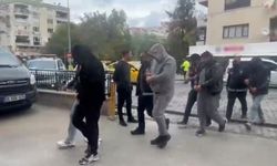 Kuşadası’nda eş zamanlı fuhuş operasyonu: 5 tutuklama