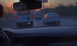 Makas atarak trafiği tehlikeye attı, o anları kayda aldırıp paylaştı