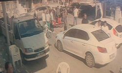Motosikletli, önüne çıkan motosiklete çarpmamak isterken yola savruldu