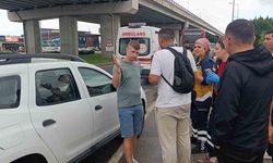 Otobüsün çarptığı otomobilin hafif yaralı sürücüsü, ailesini yalnız bırakmamak için hastaneye gitmedi