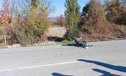 Otomobille çarpışan motosikletin sürücüsü hayatını kaybetti