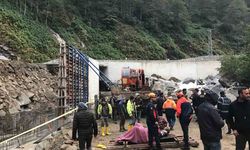 Duvar inşaatında kalıp çöktü: 5 işçi yaralı