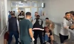 Şanlıurfa’da hastane acilinde tekme tokat kavga kamerada