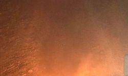 Şırnak’ta seyir halindeki araç alev aldı