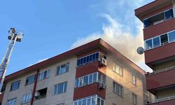 Tadilat yapılan çatı alevlere teslim oldu
