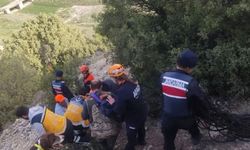 Uşak’ta dere yatağına düşen avcı yaralandı