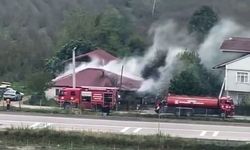 Yangında tek katlı ev kullanılamaz hale geldi