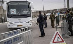 "Kararlılık Filosu aktivistleri, yüzlerce suçun işlendiği Negev Hapishanesinde tutuluyor"