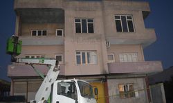 Binada çıkan yangında 1 çocuk hayatını kaybetti