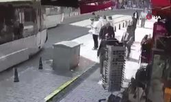 Tramvay yayaya çarptı!