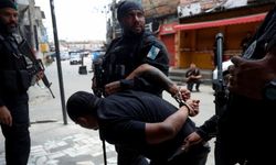 Zehir operasyonunda 4'ü polis en az 60 kişi hayatını kaybetti