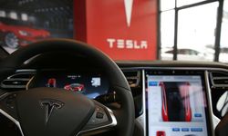 Tesla, yaklaşık 13 bin aracını geri çağırıyor