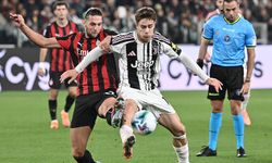 Serie A'da Milan, liderliği Napoli'ye kaptırdı