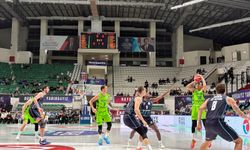 Tofaş, Türk Telekom'u 12 sayı farkla yendi!