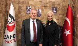 Nilüfer Toprakçı’dan 'Cumhuriyet Bayramı' mesajı: “Cumhuriyet, onursuzluğa ortak olmaz!”