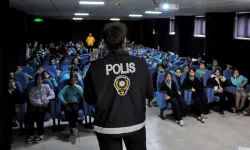Bursa polisi, okul okul gezerek öğrencileri bilgilendirdi