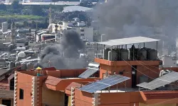 İsrail Filistin mülteci kampını vurdu