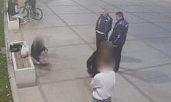 İnegöl’de uyarılara kulak asmayan gençler, temizlik yaptı