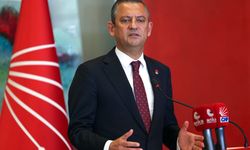 Özgür Özel iktidar vaatlerini açıkladı: Yoksulluğu yönetmeye değil yok etmeye geliyoruz