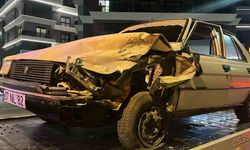 Alanya’da iki aracın çarpıştığı kazada 2 kişi yaralandı