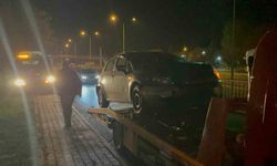 Alkollü aday sürücü polisten kaçarken yaptığı kazada yakayı ele verdi