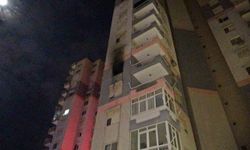 Antalya’da 15 katlı binadaki daire alev alev yandı: 1 yaralı