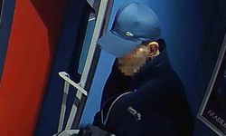 Avcılar’da pişkin hırsız güvenlik kamerasında