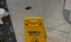 Avusturalya’da havalimanında cebindeki bataryası patlayan yolcu yaralandı