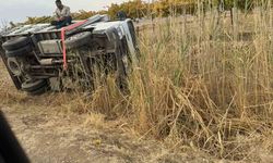 Batman’da kayan kamyonet devrildi: 5 kişi kazadan burnu kanamadan kurtuldu