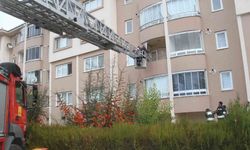 Beyşehir’de binada yangın paniği