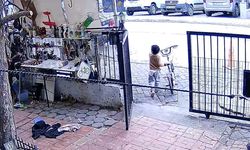 Bisikletini çalan çocuklara üzülen adam "İsteselerdi verirdim, böyle yapmalarına üzüldüm" dedi