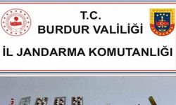 Burdur’da jandarmadan uyuşturucu operasyonunda 3 gözaltı