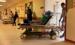 Bursa’da lastiği patlayan otomobil şarampole yuvarlandı