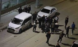 Bursa’da motosiklet sürücüsü 3 araca çarpıp yaralandı