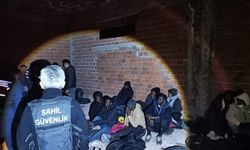 Çeşme’de 27 düzensiz göçmen yakalandı