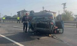 D-650’de otomobil takla attı: 2 yaralı