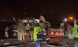 Diyarbakır’daki kazada ölen 4 kişinin cenazesi Adli Tıp Kurumu’na kaldırıldı