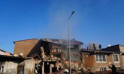 Erzurum’da doğalgaz patlaması: 2 ev çöktü, 1 yaralı